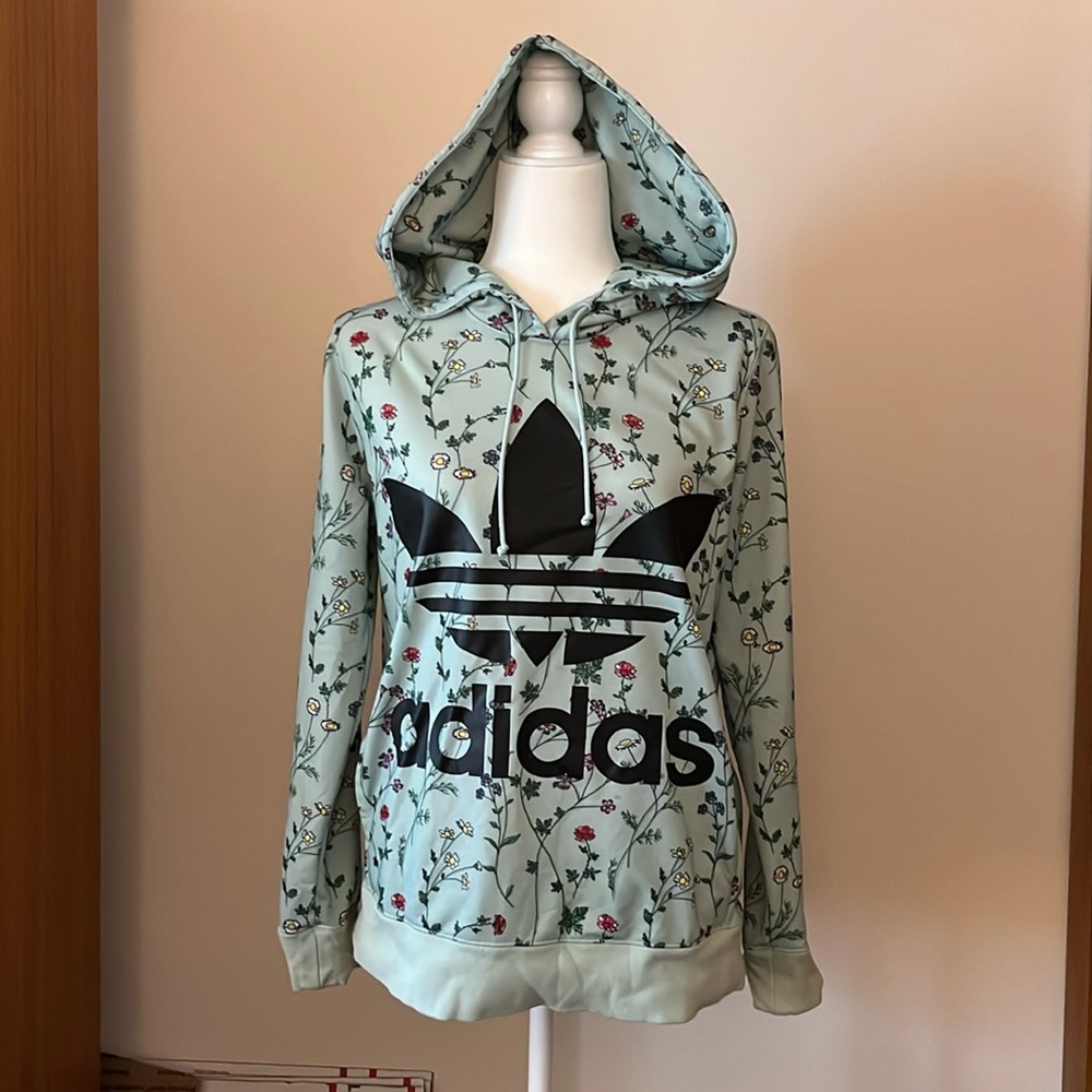 NWOT Adidas hoodie sweatshirt size small S